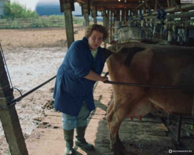 «Смех сквозь слёзы». Глупые шаблоны и клише в современных фильмах про деревню