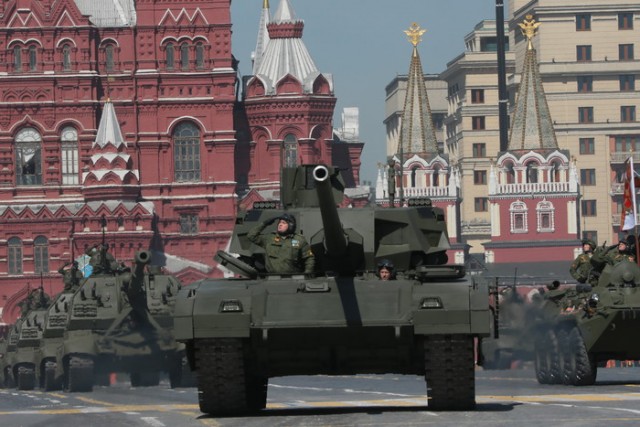 Северная Корея запускает первый военный спутник, Пентагон считает - это только начало
