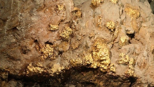 На Чукотке нашли крупнейшие в России запасы золота, они оцениваются в 100 тонн