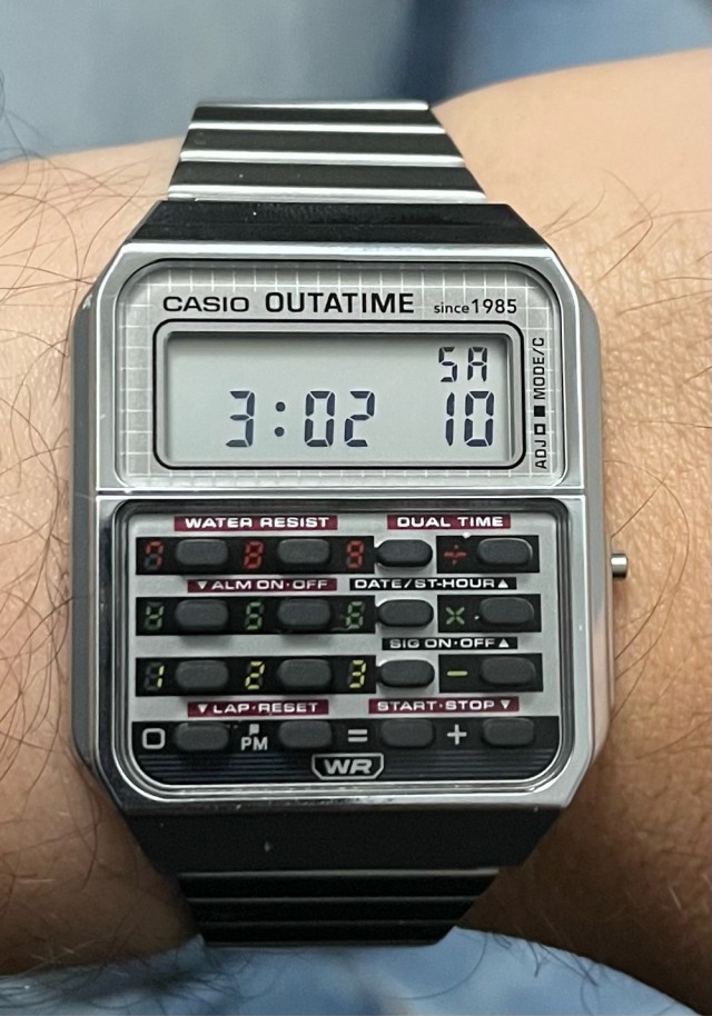 Casio перевыпустила часы Марти МакФлая