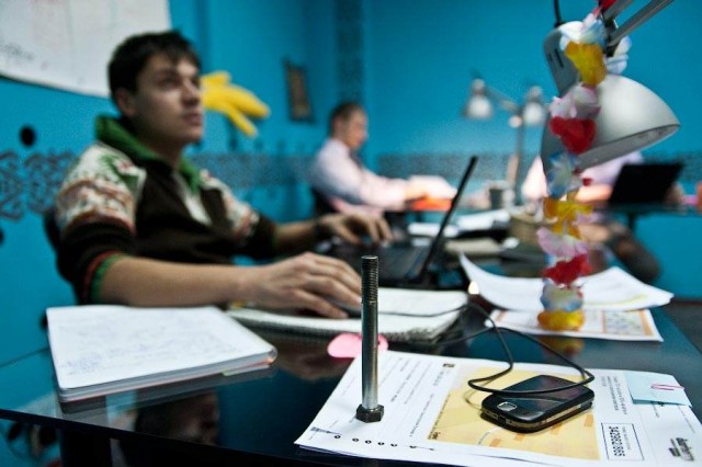 Необычный офис: эвакуироваться за час