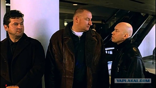 Если 2 купюры положить вместе