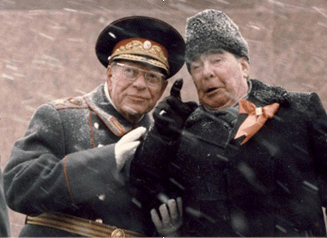 Почему в СССР не переименовали Москву?