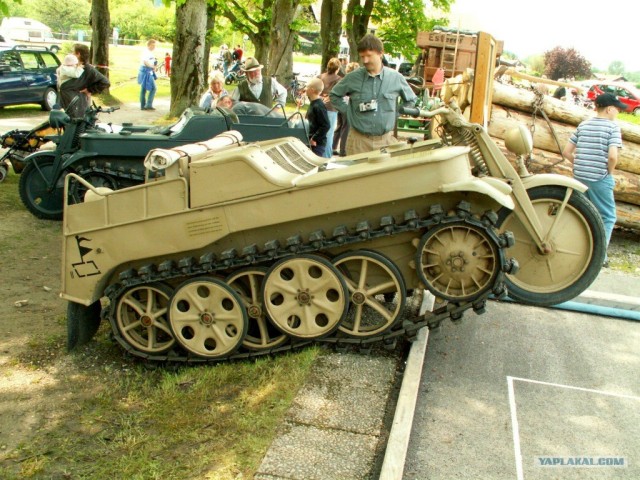 Немецкой военной техники пост.