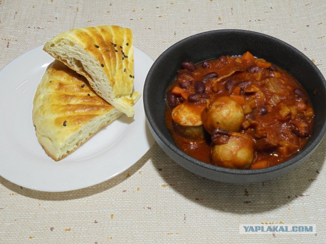 Рагу овощное с колбасками.