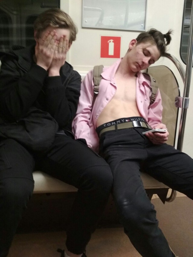 Модники, которые обитают в подземельях метро