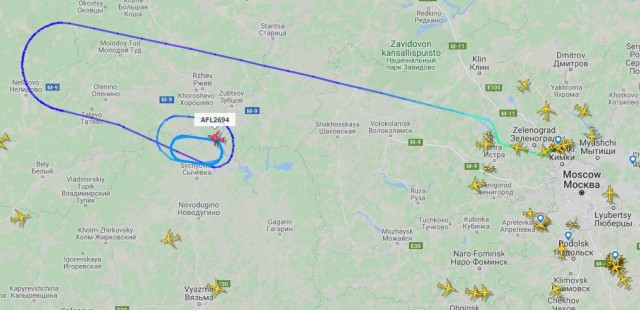 A320 подал сигнал тревоги. Вылетел из Москвы в Амстердам