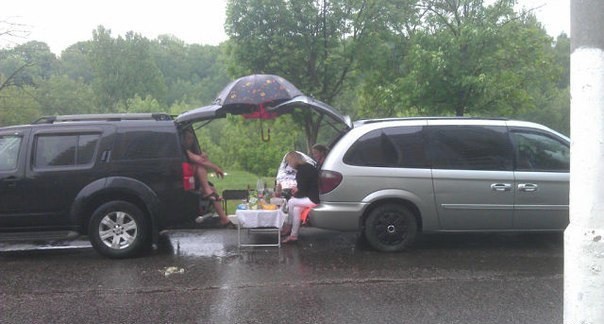 Решили отдохнуть, а тут дождичек?