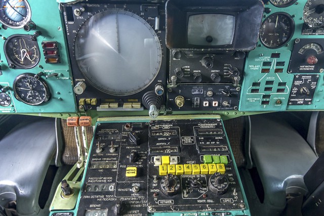 Вертолёт-рекордсмен В-12 и суперсоник Ту-144