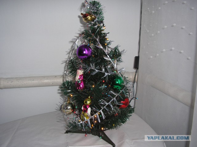 Старых елочных игрушек пост