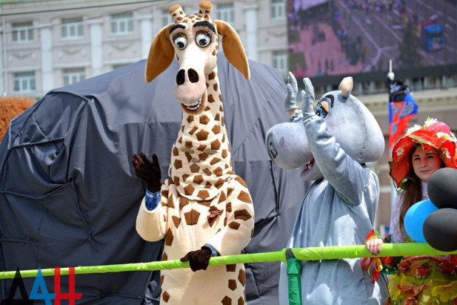 Донецк. Вторая годовщина - День Республики.