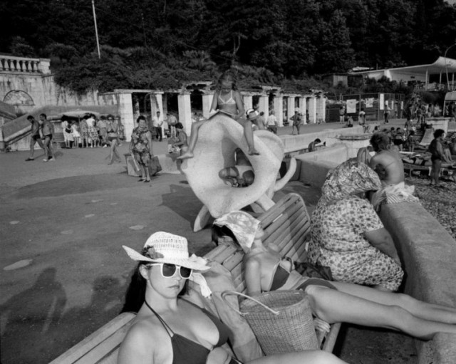 Как это было: сочинские пляжи 1988 года в объективе бельгийского фотографа