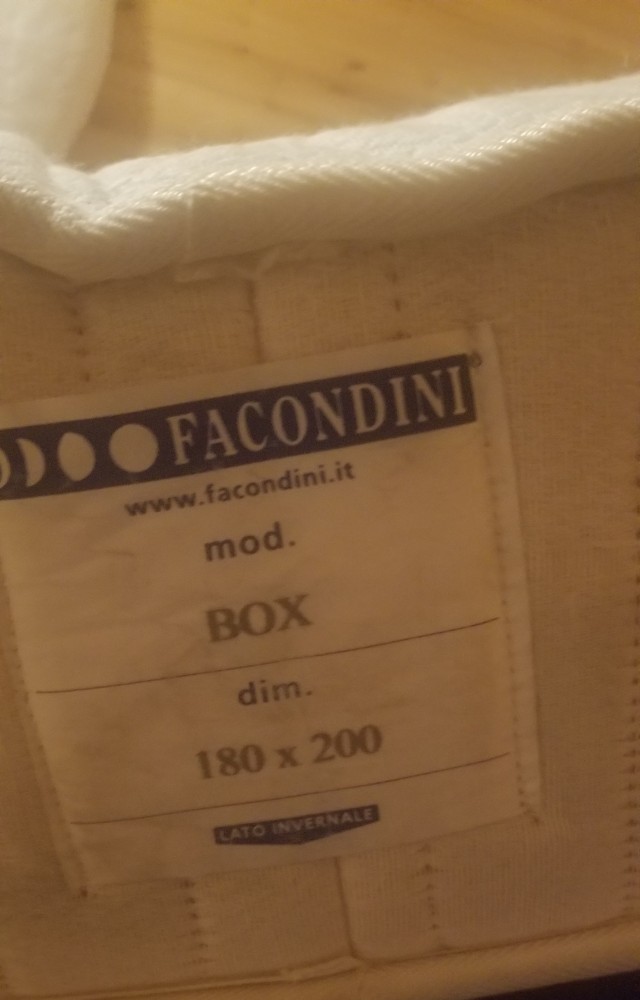 Продам матрас 180/200 Facondini.