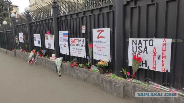 Выгоды - нет: трудовые мигранты начали покидать Россию