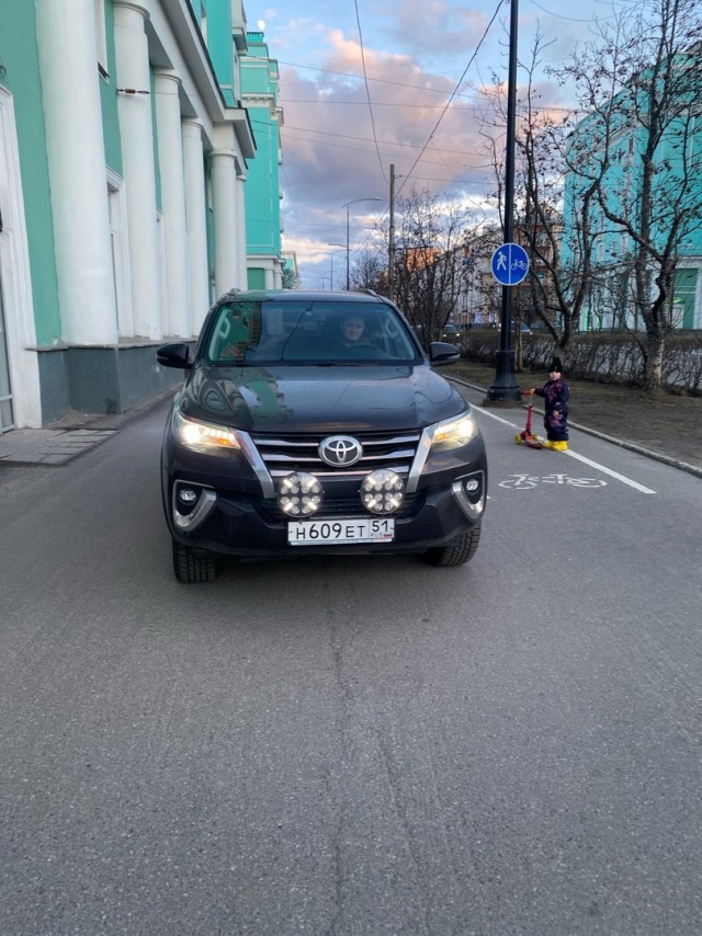 Неадекват на велосипедной дорожке