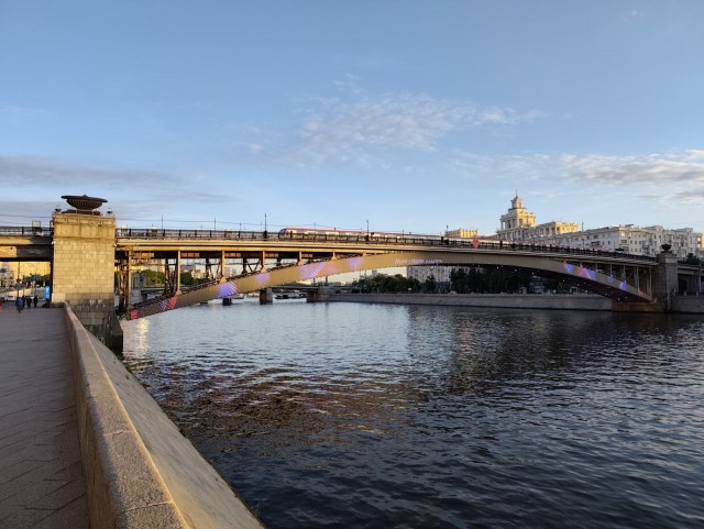 Шляюсь по  Москве