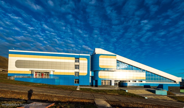 Как и чем живут наши на Шпицбергене в Баренцбурге