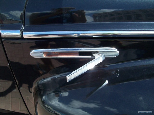 Выставка ретро автомобилей