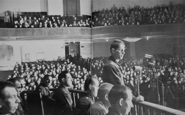 Ленинградский процесс над военными преступниками.1946 год