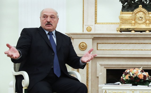Саудовская Аравия обвинила Путина во лжи и перенесла переговоры ОПЕК+