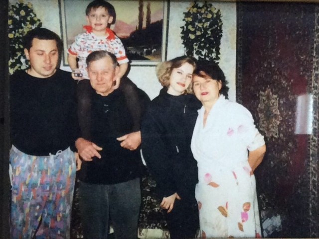 «Не возвращайся никогда» или «Привет с Ростова»: история и судьба героев мемного обращения об иммиграции в США