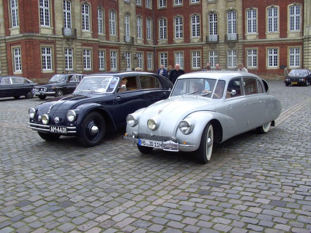 1934 Tatra T77. Автопятница №25