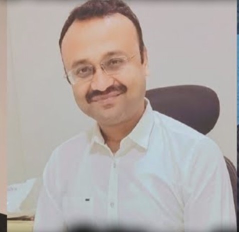 Известный кардиолог из Гуджарата, который провел более 16 000 операций на сердце, умер от остановки сердца