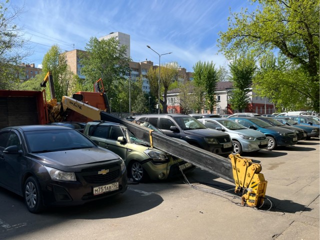 Внимание! Работает уборочная техника