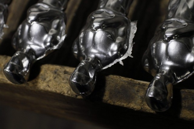 Изготовление "Оскара" для премий этого года