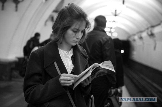 Пассажирки метро