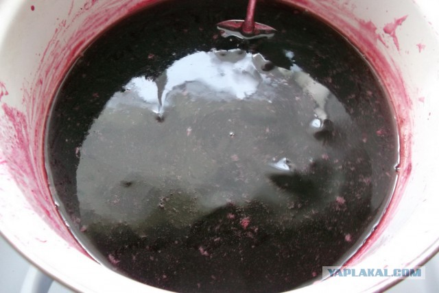 Желе из белой смородины и мармелад из красной