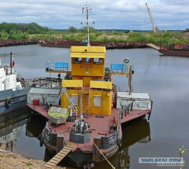 Астраханская верфь спустила на воду первый колесный речной теплоход