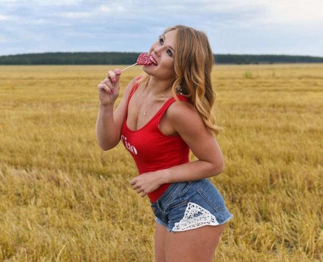 Девушки из Facebook 2