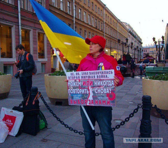 В Одессе арестовали американского туриста за майку с российским флагом
