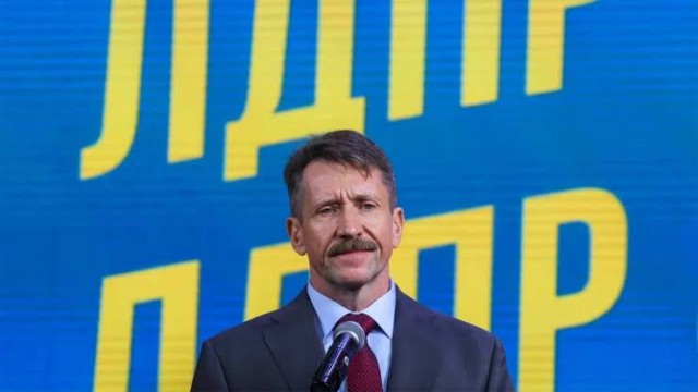 Руководство ЛДПР ведет переговоры с администрацией президента об участии Виктора Бута в довыборах депутата в Госдуму