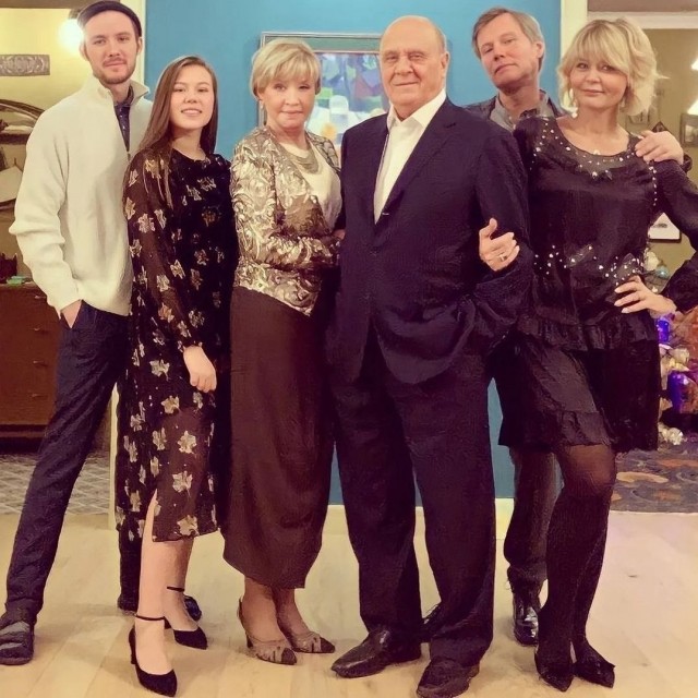 Интересные снимки известных людей 18.11.25