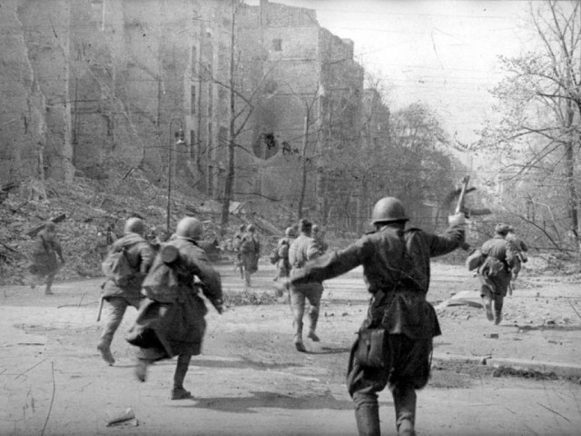 Великая Отечественная в фотографиях 22 - Победа!