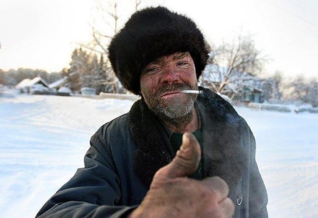 На Тверском бульваре появились бесплатные зоны отдыха с лежаками
