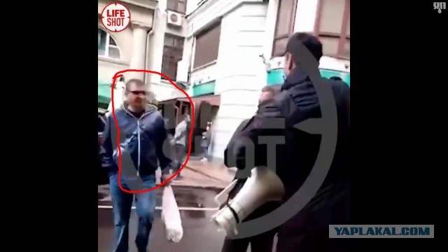 Пьяный Михаил Ефремов "разгонял" ОМОН в центре Москвы