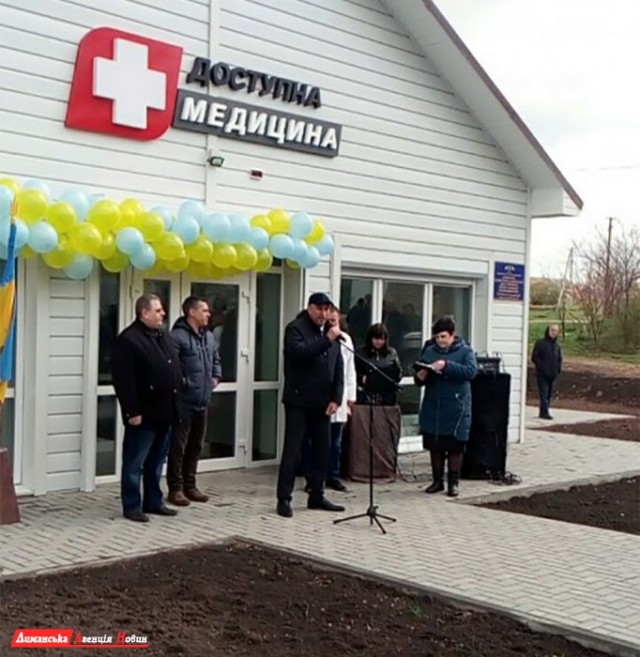 Украина пересаживает сельских врачей на Renault Duster