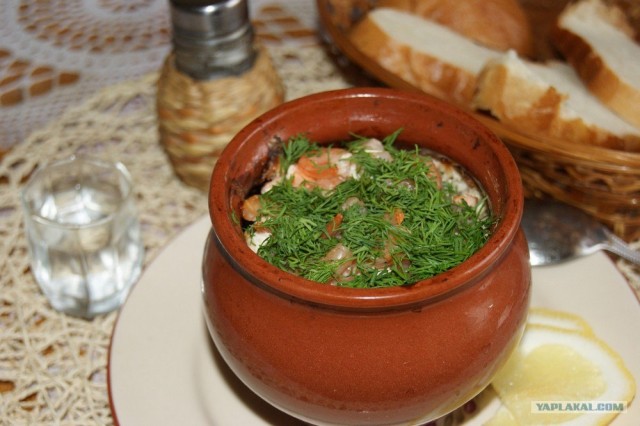 Лосось запеченный с грибами и креветками, В горшочках.. Очень вкусно и не сложно