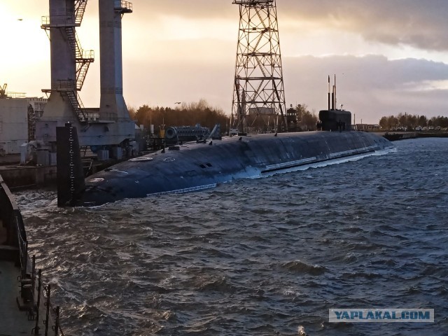 Подводный крейсер "Генералиссимус Суворов" завершил все испытания в Белом море