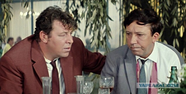 В Севастополе возник пожар после ракетной атаки