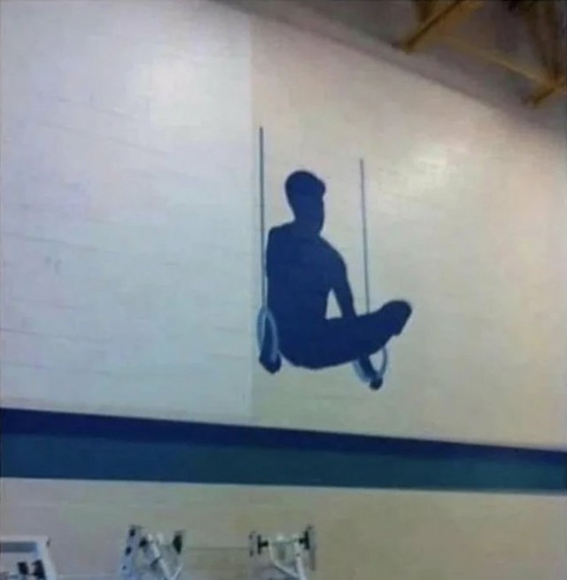 По-моему здесь 1 человек