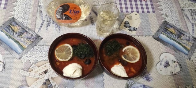 Мне со сметанкой!