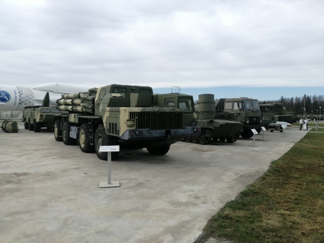 Прогулка по техническому парку "Патриот" (Часть 1)