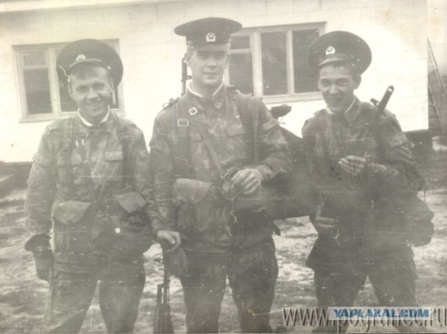 А давайте в честь праздника, выкладывать свои армейские фотки уважаемые яповцы