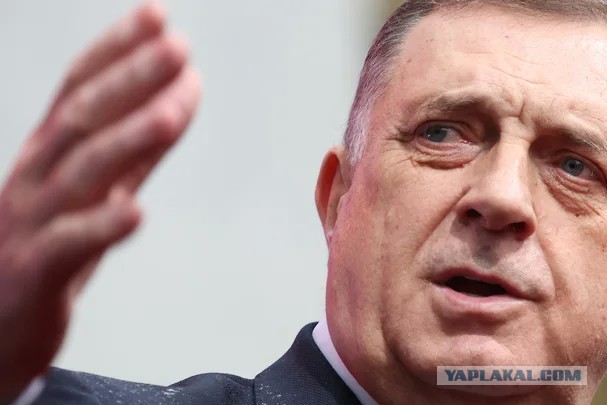 Вице-премьер Сербии предупредил о последствиях возможного ареста Додика