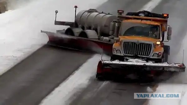 Крутой чистильщик снега