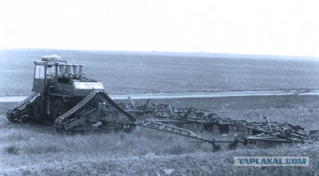 Колесно-гусеничное чудовище СССР из 1970 года